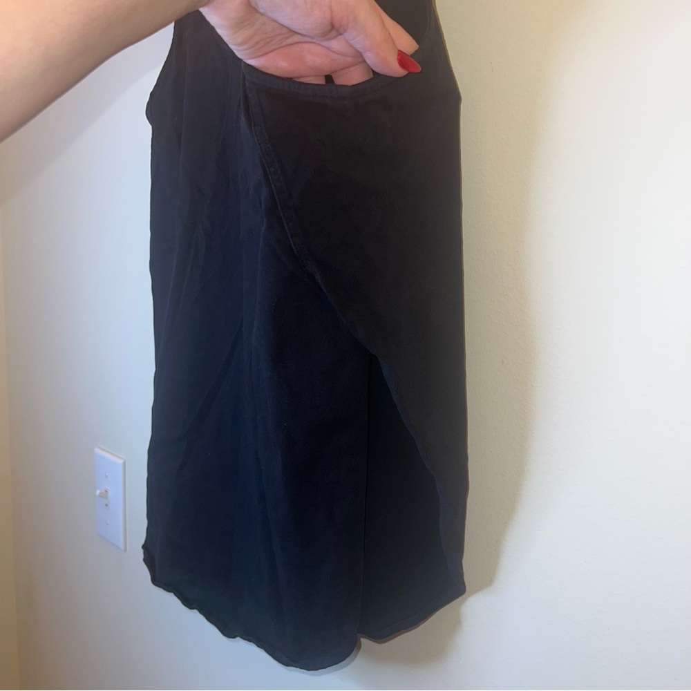 Madewell Black Curved Hem Tank Top with Side Slits - Size Small - Picture 4 of 6